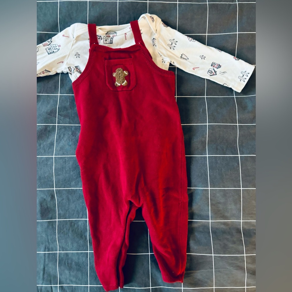 Carter’s Christmas two piece baby overalls set